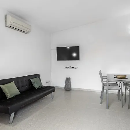 Canu Apartment *